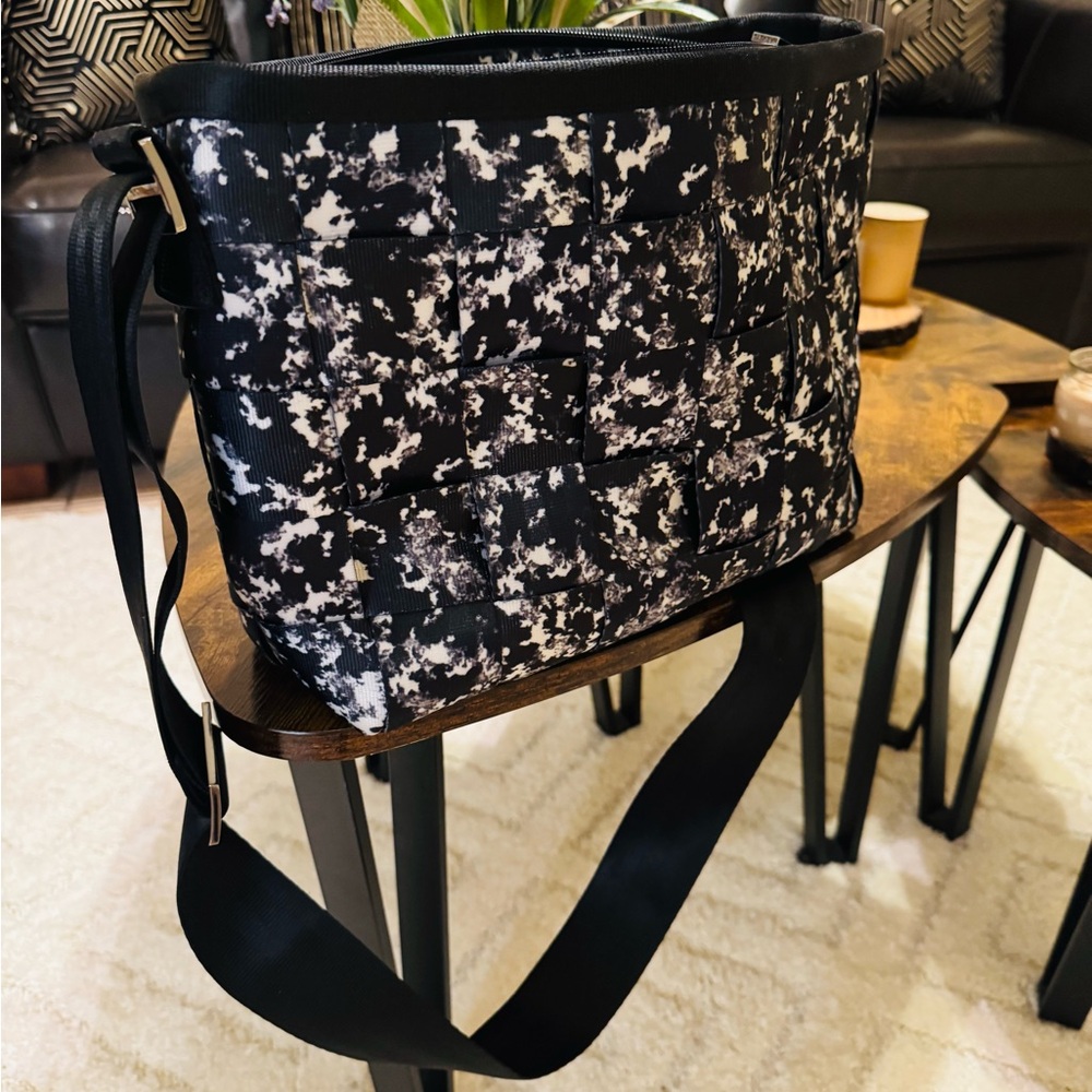 Harvey’s Bag edition limited Stylish Black and White Women's Bag